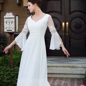 JJ’s House Wedding Dress